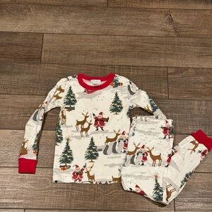 Pottery Barn Kids Christmas Holiday Pajama Set White Santa Holiday Sz 4